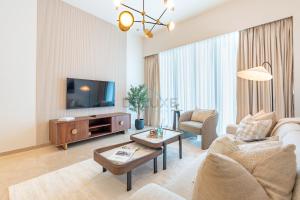 Sky-High 1BR , Perfectly Located Near Dubai Opera and Burj Park, Just a Short Walk to Burj Khalifa and Dubai Mall, Grande, Downtown Dubai by Deluxe Holiday Homes