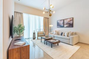 Sky-High 1BR , Perfectly Located Near Dubai Opera and Burj Park, Just a Short Walk to Burj Khalifa and Dubai Mall, Grande, Downtown Dubai by Deluxe Holiday Homes