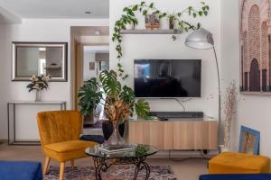 Central Braddon Retreat near Cafes and Culture