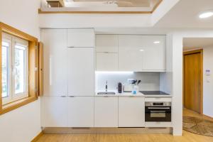 Porto Mezzanine Loft with Parking