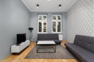 Starowiślna 51 Apartments by BookingHost