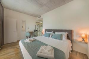 Italianflat - FREE parking, Salted Swimmingpool - Casa Ulivi del Garda