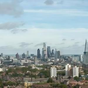 Student Only Silver Ensuite Plus at IQ Vega