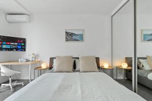 41B Abnb-Style Vibrant 12 Mins Walk to Train STA Studio Apt