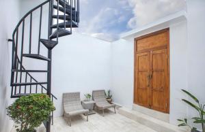 3 Bedrooms Private Villa & Pool Near GWK-ER House