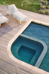 Blanc de Noir Luxe Grandeur with Pool and Spa