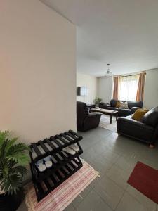 Three bedrooms near Airport