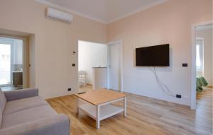 Awesome Apartment In Rapallo With Wifi