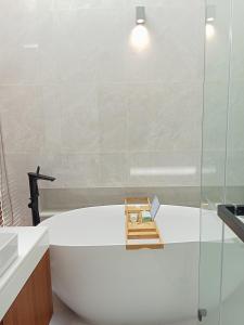 Luxury Design 3 Bedroom Villa AB2