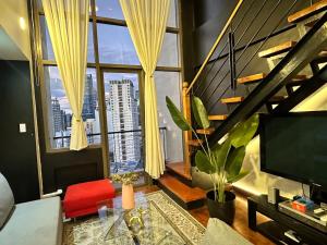 Stylish 100 SQM 3BR Loft Near Greenbelt Makati