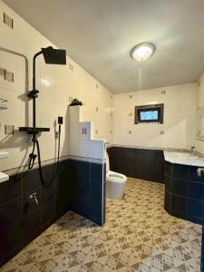 8Pax Spacious Private Home near The Mall Bangkapi