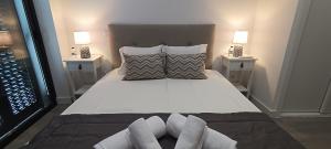 Skynest 61 Faro Airport Guest House