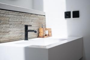 Brand New Yunique Villa at Bingin Sentosa Villa