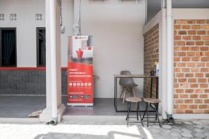 RedDoorz Syariah near Hajimena Lampung