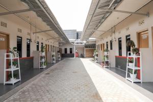 RedDoorz Syariah near Hajimena Lampung