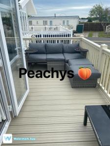 The Retreat Peach - Golden Sands
