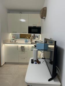 Escapada frente al mar con piscina y parking