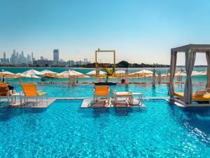 C Central Hotel and Resort The Palm - Ośrodki wypoczynkowe, Dubaj