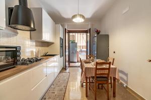 GuestHost - La Casa dei Pini