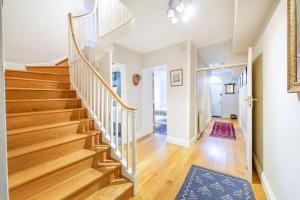 Stunning City Centre Living with Parking