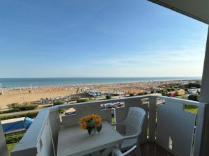 Amazing beachfront apartment-Beahost