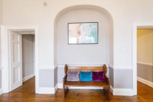 Stunning City Centre Living with Parking