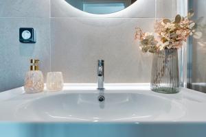 Skyline Spa Athens 420 - 2bd