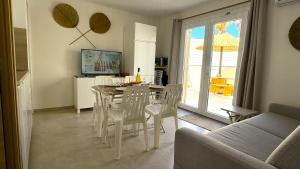 SETE EVASION Jardin, Parking privé gratuit, Climatisé, Wi-Fi, à 5mn plage, tout Confort