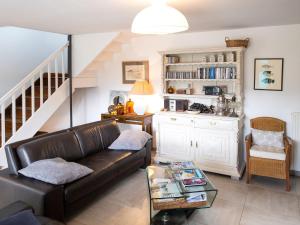 Holiday Home in Brittany near Beaches & Trails