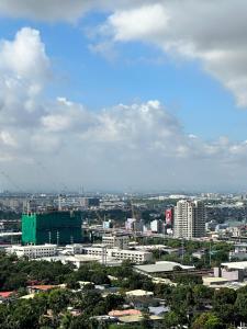 100 SQM 3BR in Central Makati Greenbelt Area