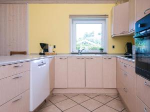 12 person holiday home in Tarm-By Traum