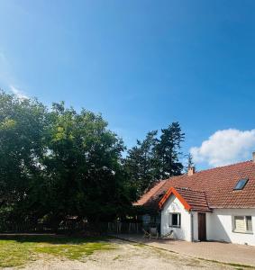Sielski Loft Mazury w pobliżu jezior, Elganowo, Pasym