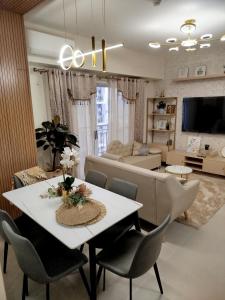 Qozzy Place by ChiQuE