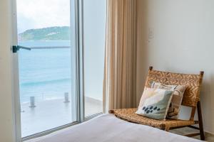 Departamento exclusivo en Mazatlan con alberca y vistas a la playa