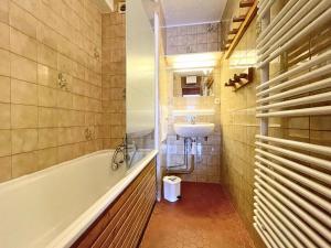 Résidence Pra Coutin - Appartement 6 pers ski au pied aux Menuires - accès 3 Vallées MAE-4754