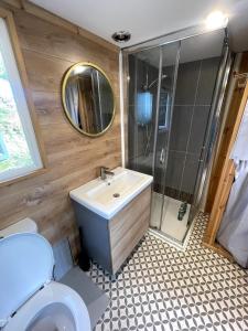 Tiny Home - Huge Views - Coastal - Surf