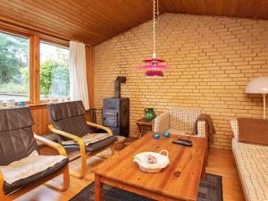6 person holiday home in Rødby