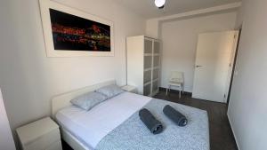 Incredible apartment for 10 in downtown Alicante By ElConserje