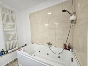 Home COLOSSEUM GUEST HOUSE