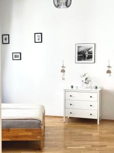 Sunny Flat Park City Nearby