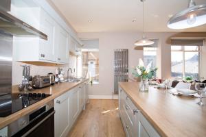 Bright & Stylish Central 2 bed In Harrogate