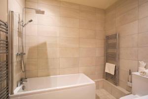 Bright & Stylish Central 2 bed In Harrogate