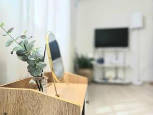 on stay EMart the air conditioner in each room Free parking Gyodong Jjamppong Vegan Bakery Bus Terminal Civic Culture Center Peace Square Gotbawi Gong