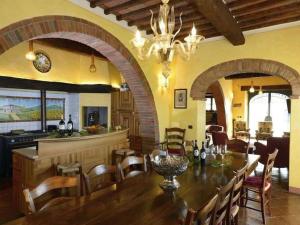 Tuscan Family Villa with Sauna
