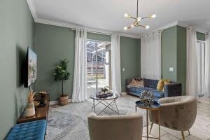 Disney Getaway Private Pool Themed Bedrooms. Book Now CG815