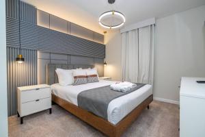 Disney Getaway Private Pool Game Room. Book Now WC81