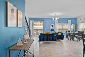 Disney Getaway Private Pool Themed Bedrooms. Book Now CG792