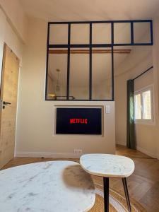 Charmant 2 pièces rénové avec vue mer