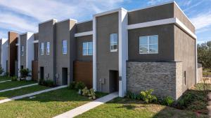 Disney Getaway Private Pool Themed Bedrooms. Book Now DW8