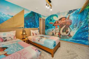Disney Private Pool Hot Tub Game Room Themed Bedrooms. Book Now WC7